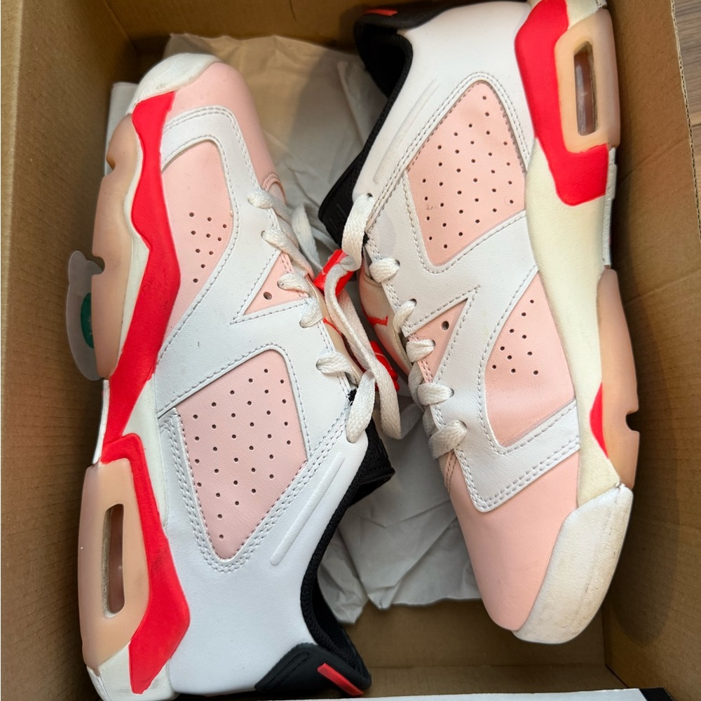 Air Jordan 6 Retro Low GS Sneakers